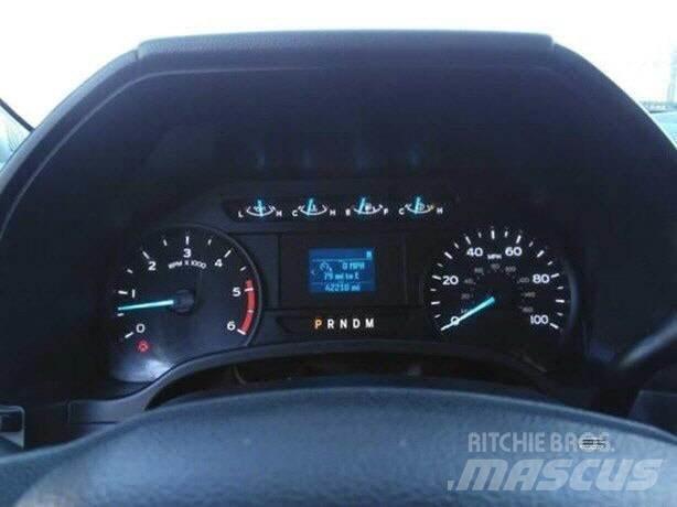 Ford F550 UTILITY BO Fast kasse