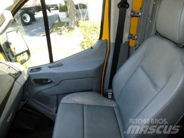 Ford TRANSIT 250 CAR Fast kasse