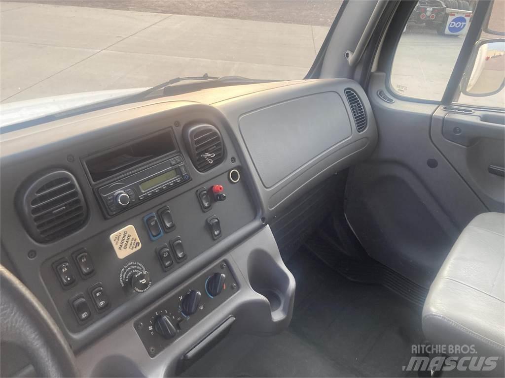 Freightliner M2 106 Chassis