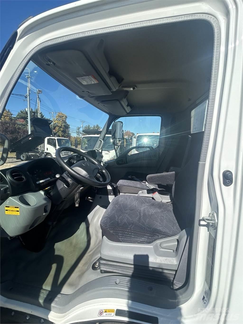 Hino 155 Andre lastbiler
