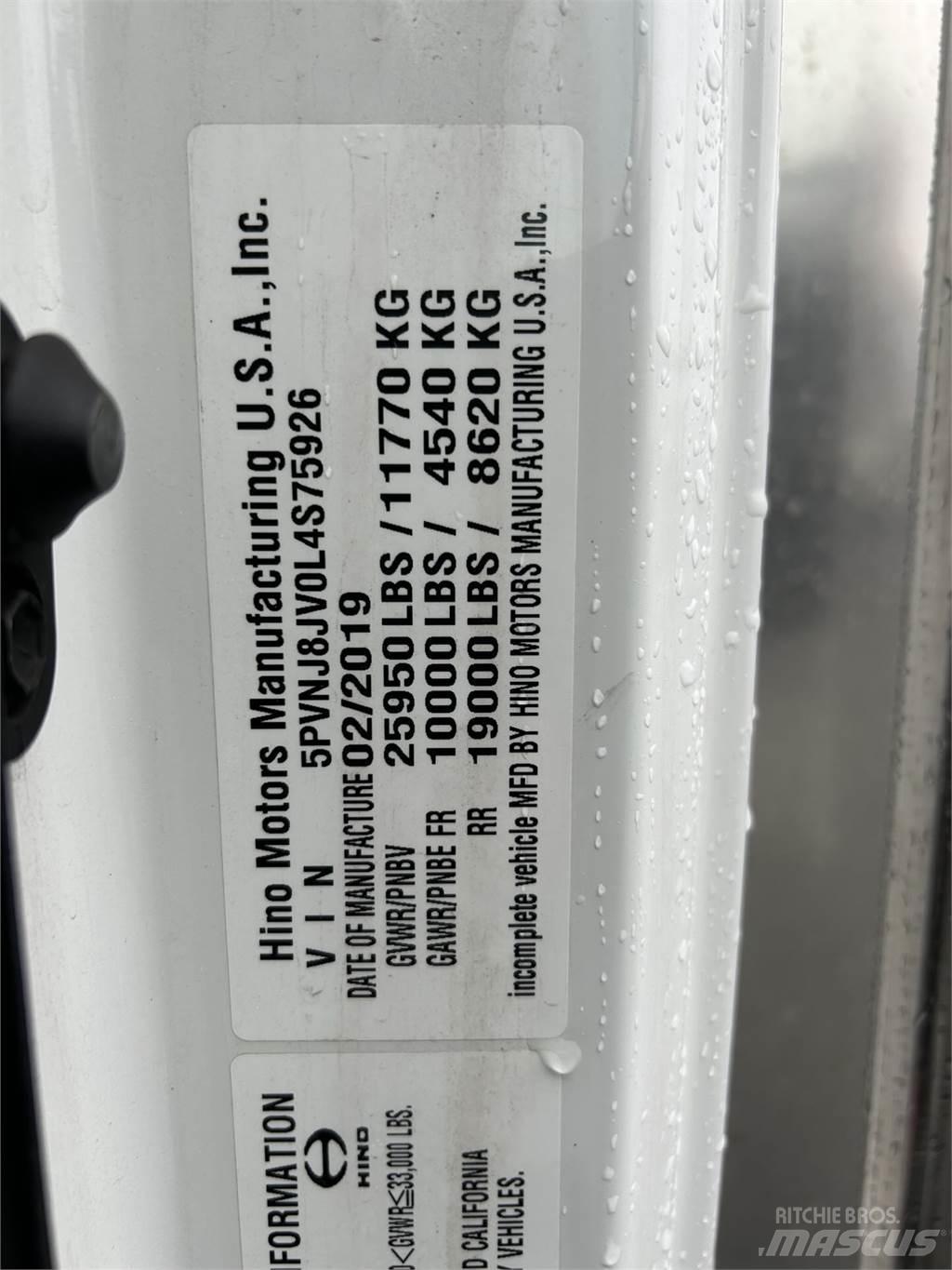 Hino 268A Fast kasse