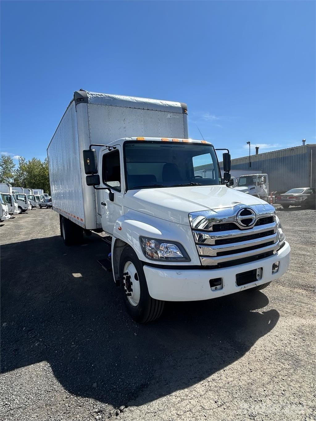 Hino L6 Fast kasse