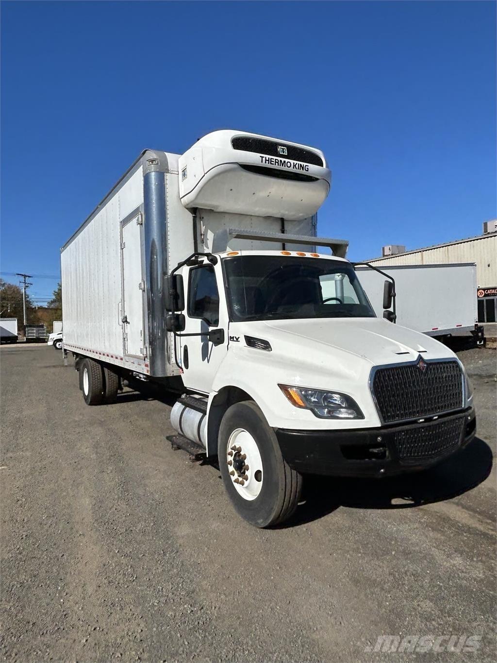 International MV607 Fast kasse