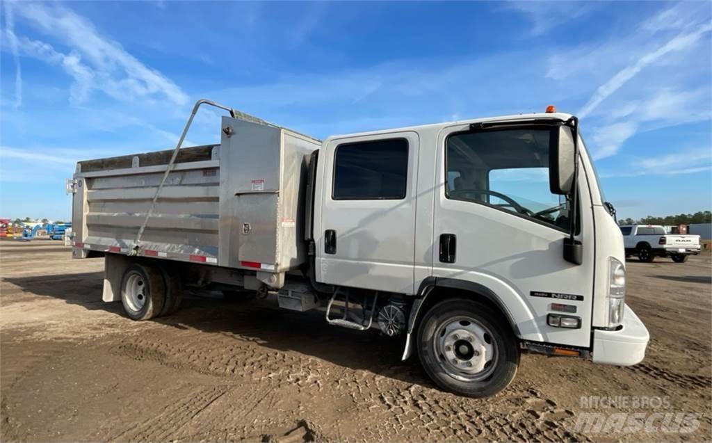 Isuzu NRR DC Lastbiler med tip