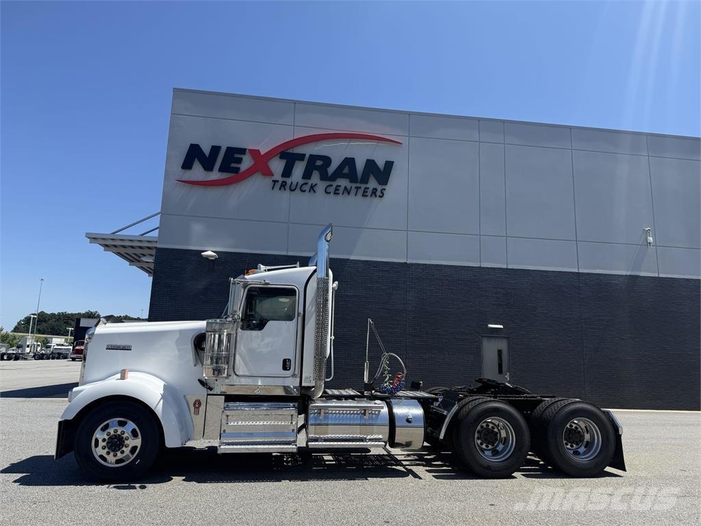 Kenworth W900 Trækkere