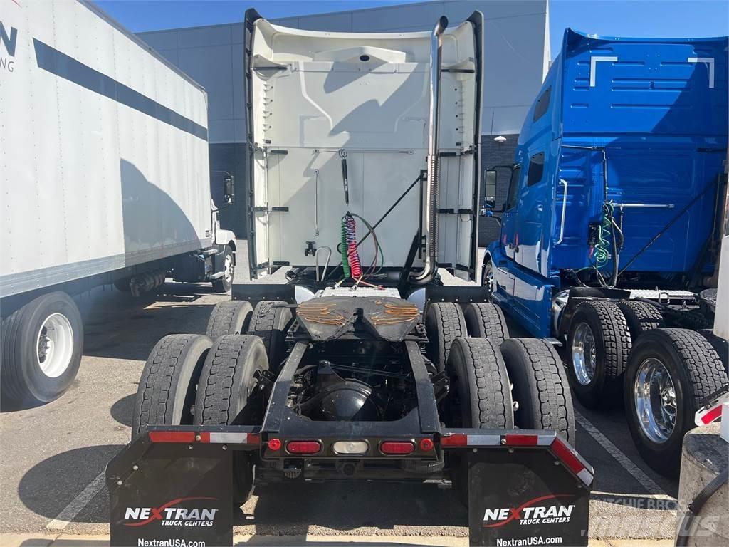 Mack AN64T Trækkere
