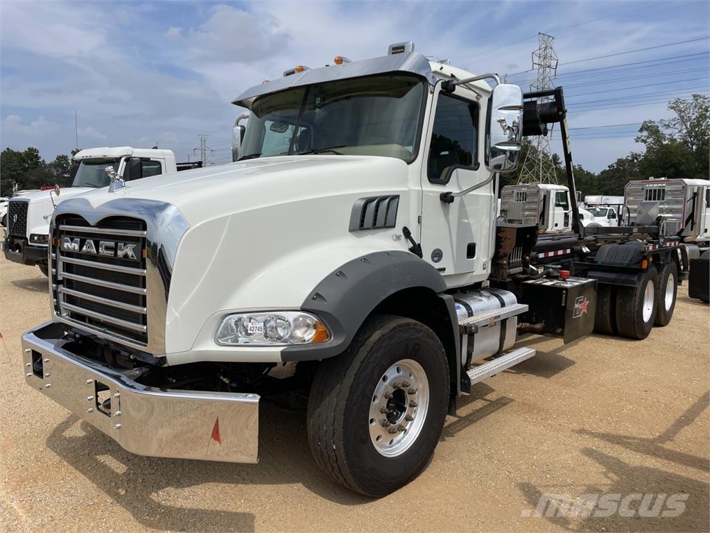 Mack GR64B Andre lastbiler
