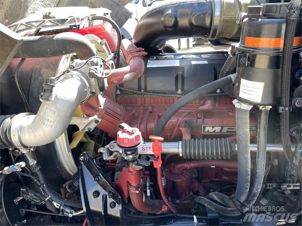 Mack GR64F Kroghejs