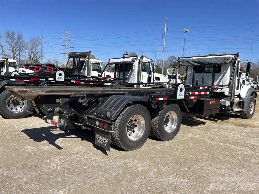 Mack GR64F Kroghejs