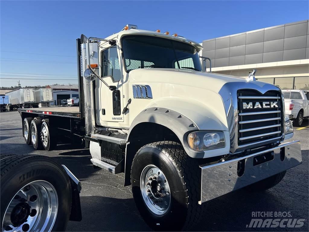 Mack GU713 Andre lastbiler