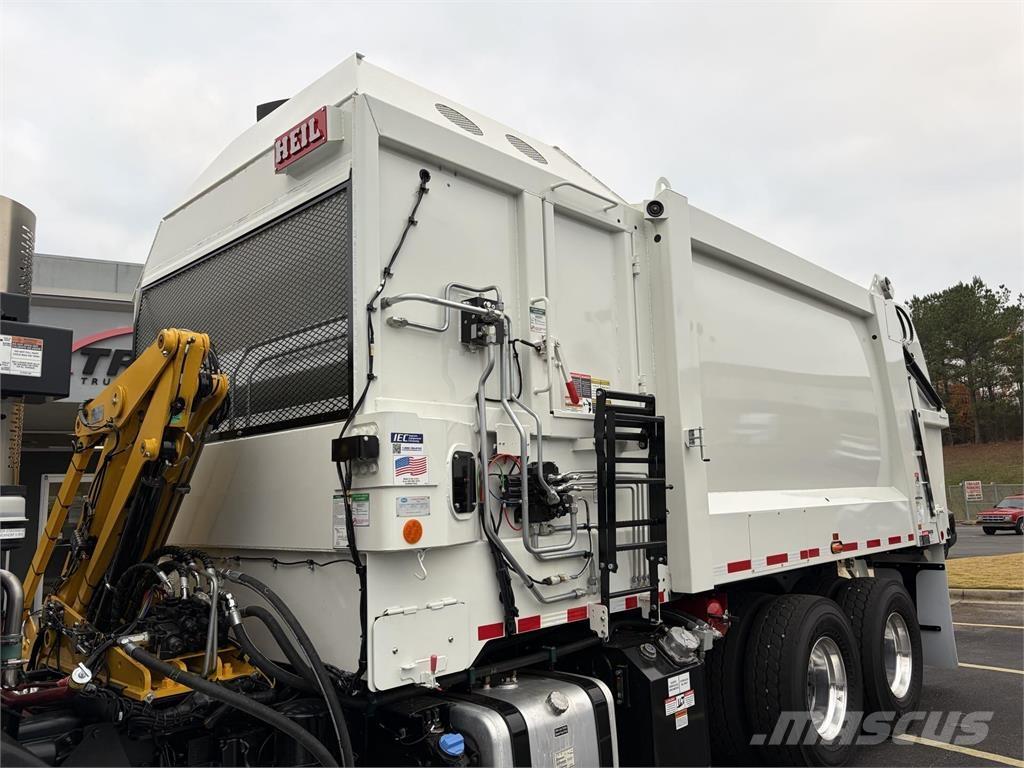 Mack LR64R Andre lastbiler