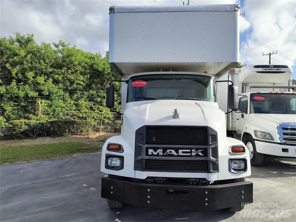 Mack MD6 Fast kasse