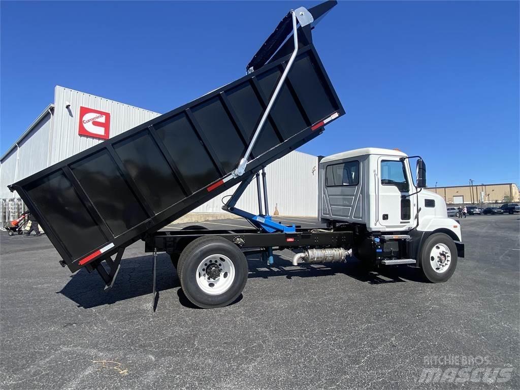 Mack MD6 42R Chassis
