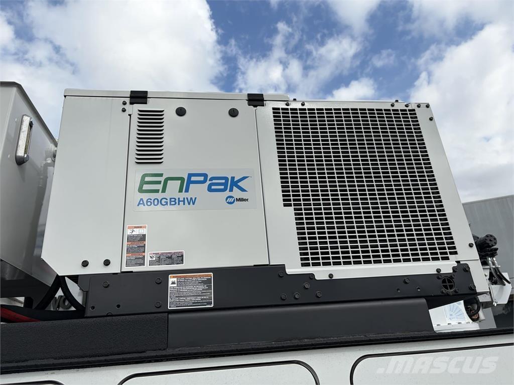 Mack MD6 42R Andre lastbiler