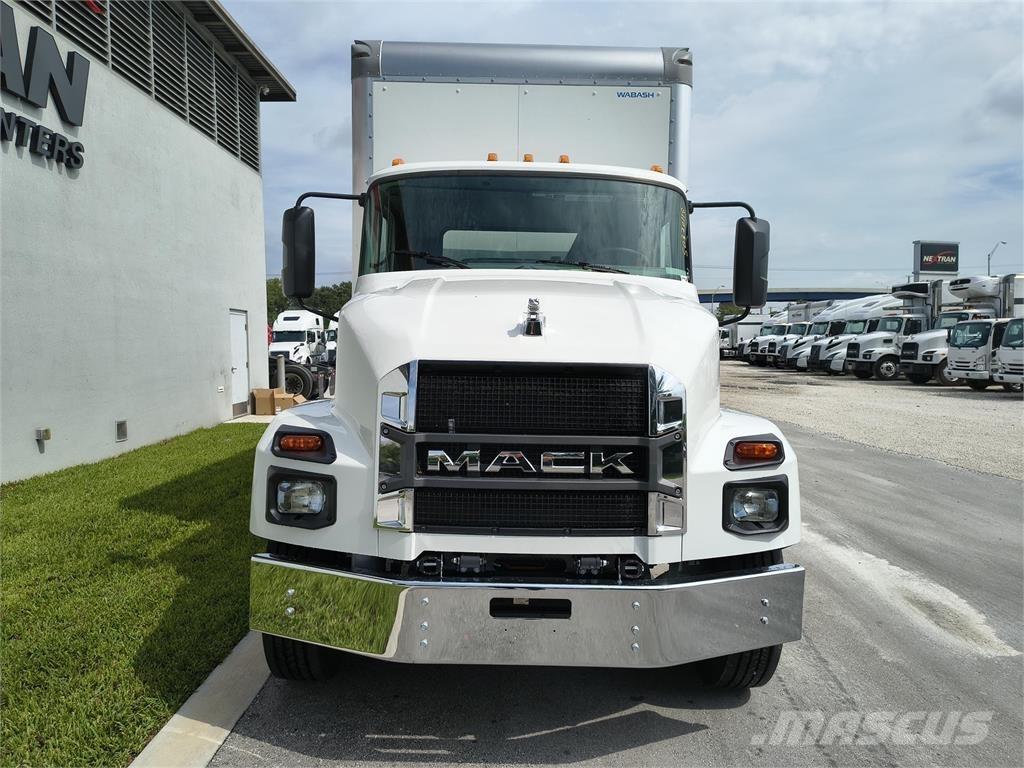 Mack MD6 42R Fast kasse
