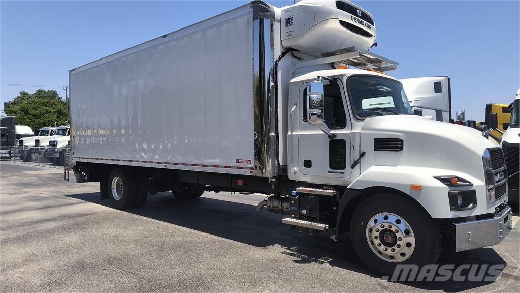 Mack MD6 42R Fast kasse