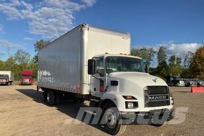 Mack MD642 Fast kasse