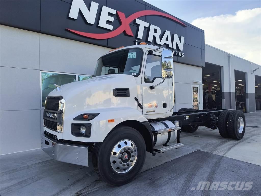 Mack MD7 42R Chassis