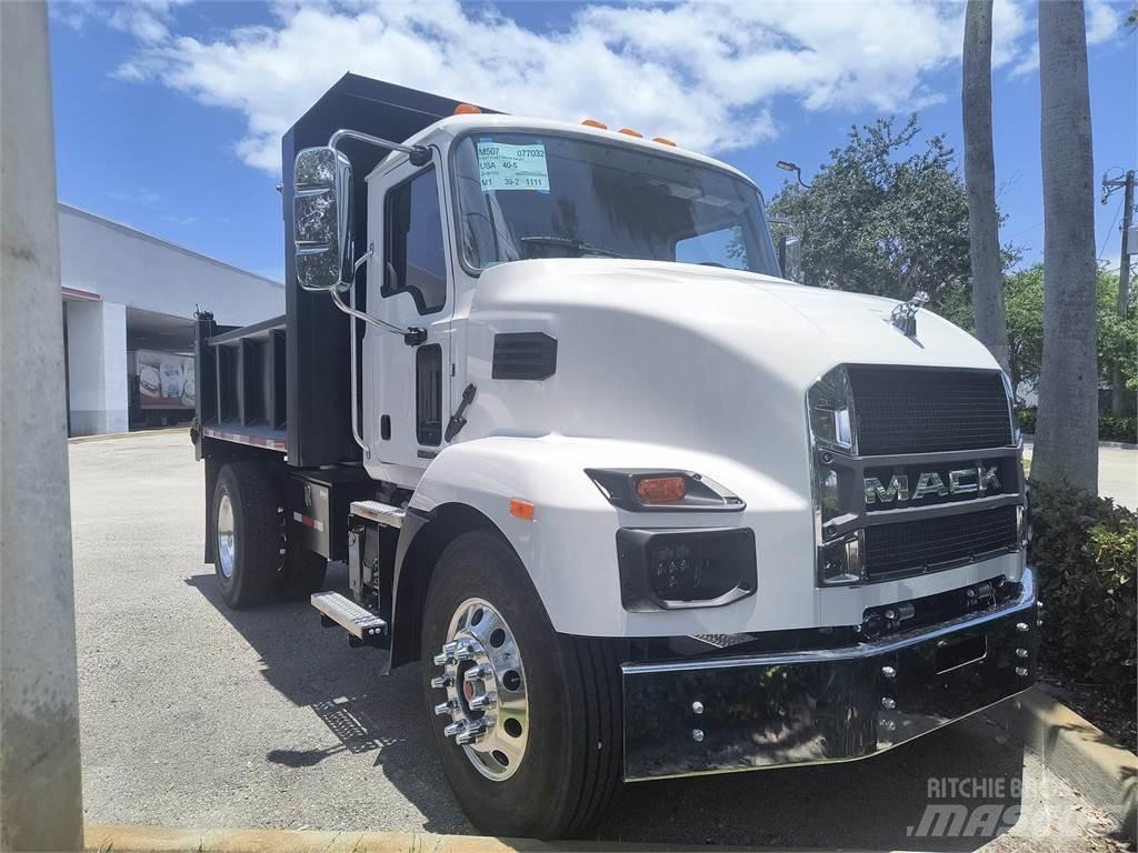 Mack MD7 42R Lastbiler med tip