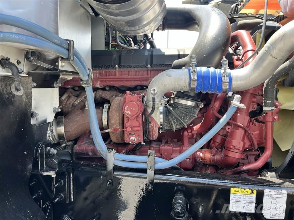 Mack PI64T Trækkere