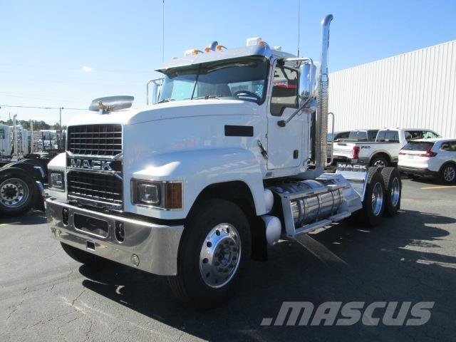 Mack PI64T Trækkere