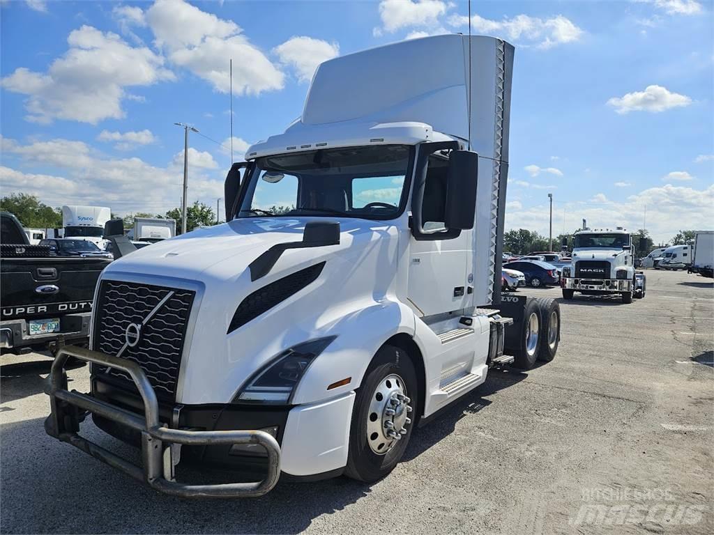 Volvo VNL62T300 Trækkere