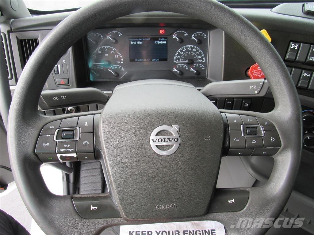 Volvo VNL64T760 Trækkere