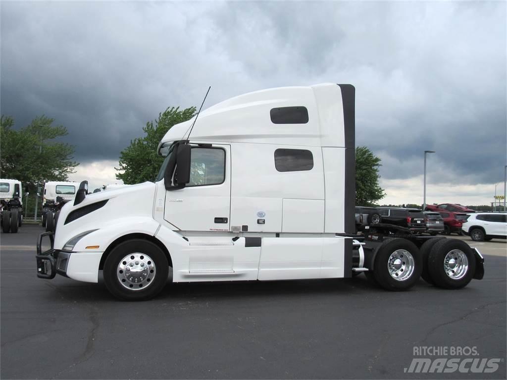 Volvo VNL64T760 Trækkere