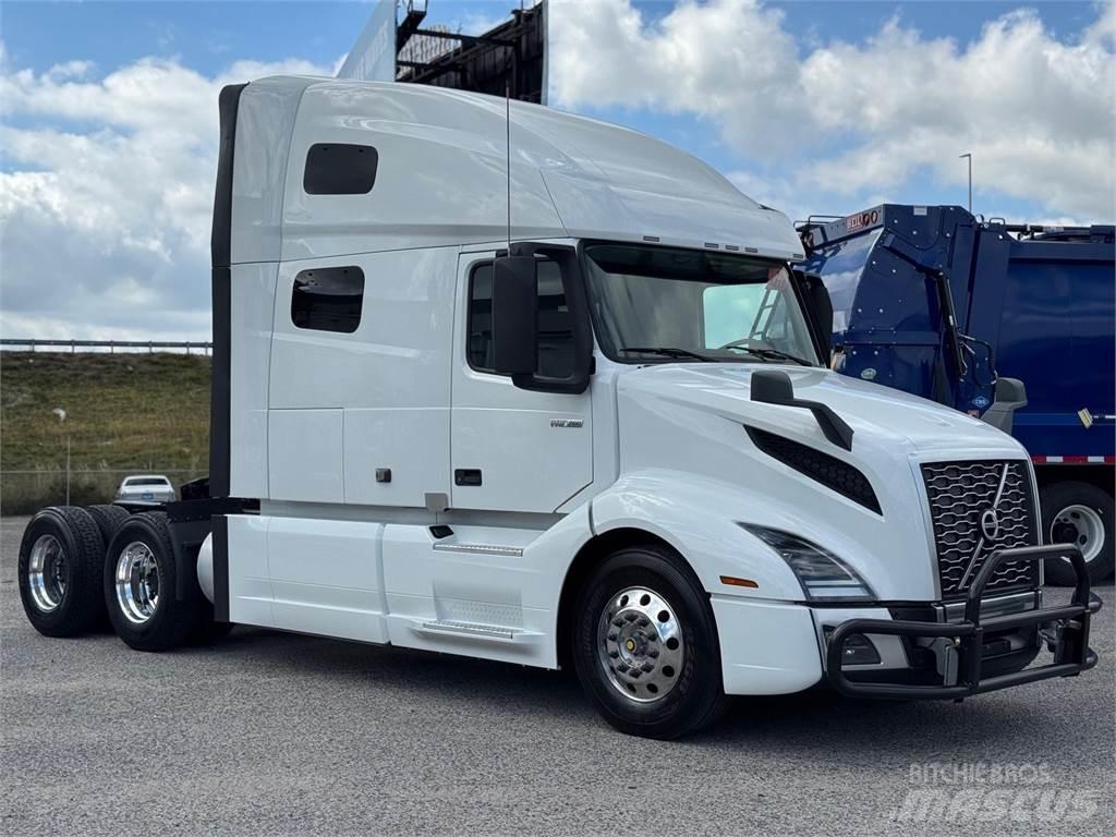 Volvo VNL64T760 Trækkere