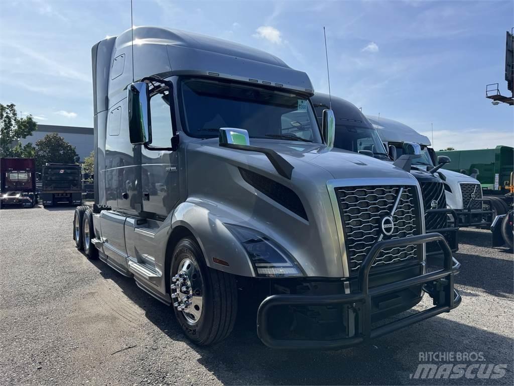 Volvo VNL64T760 Trækkere