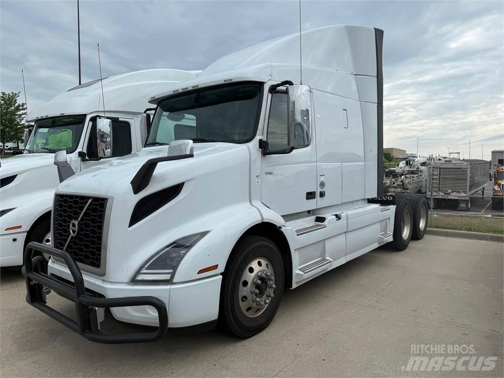Volvo VNL64T760 Trækkere