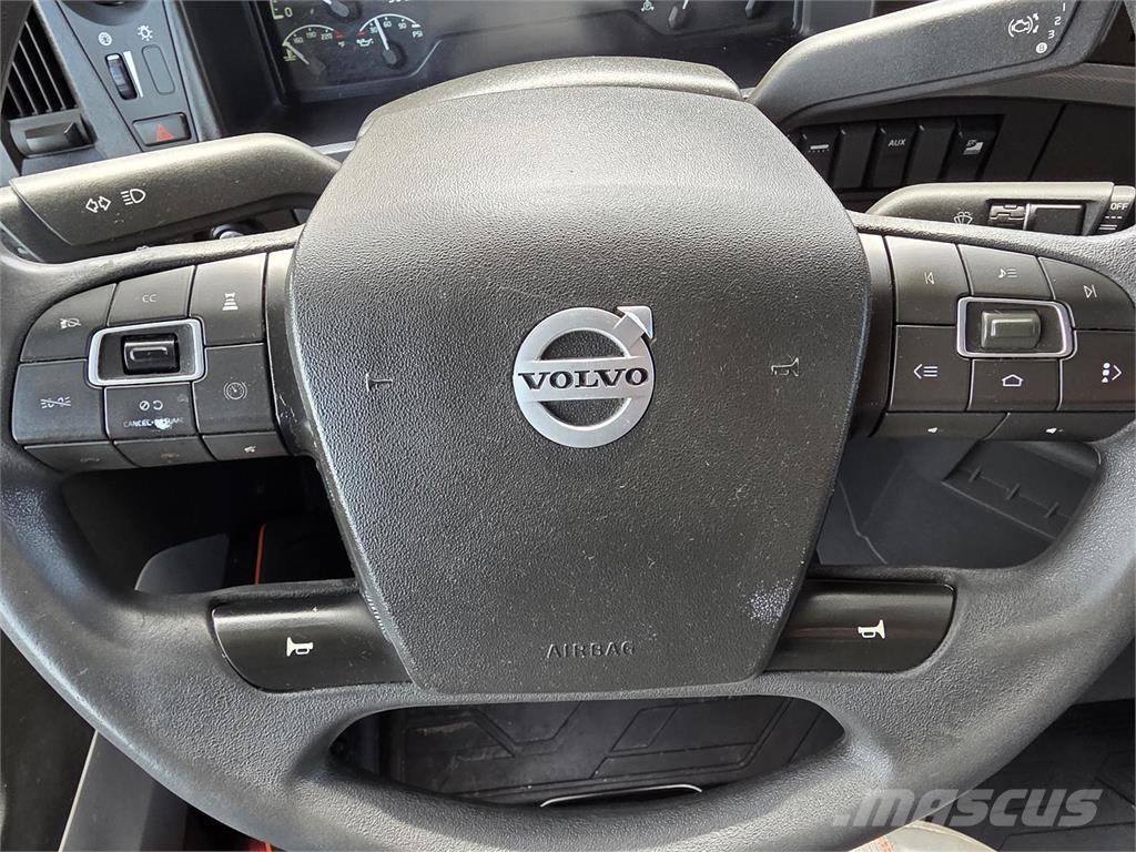 Volvo VNL64T760 Trækkere