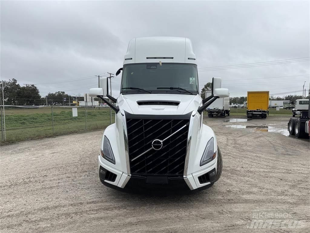 Volvo VNL64T860 Trækkere
