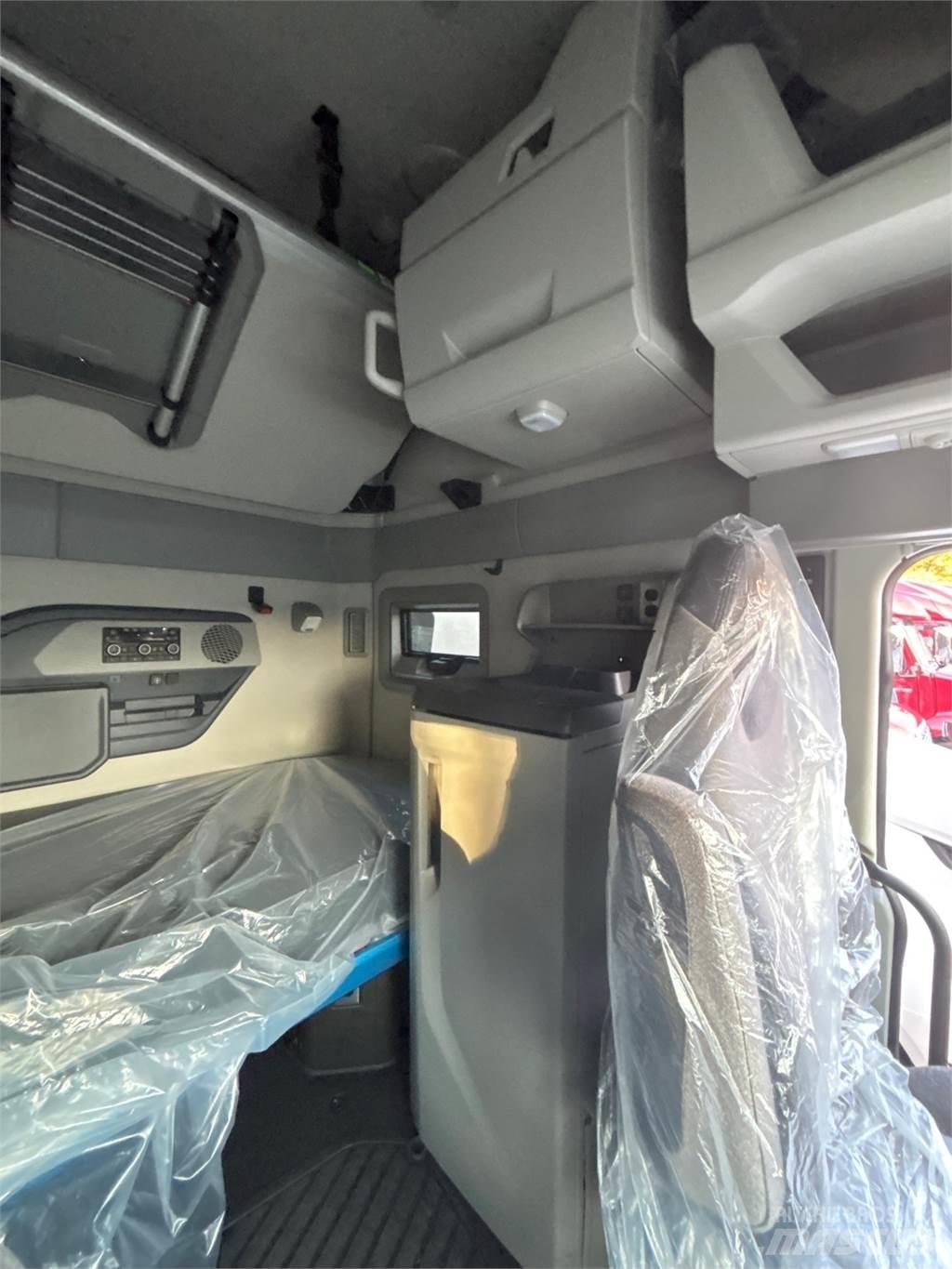 Volvo VNL64T860 Trækkere