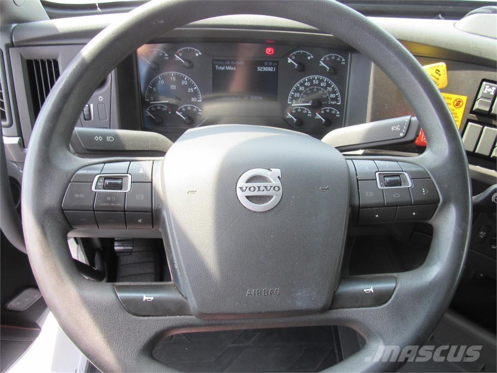 Volvo VNL64T860 Trækkere