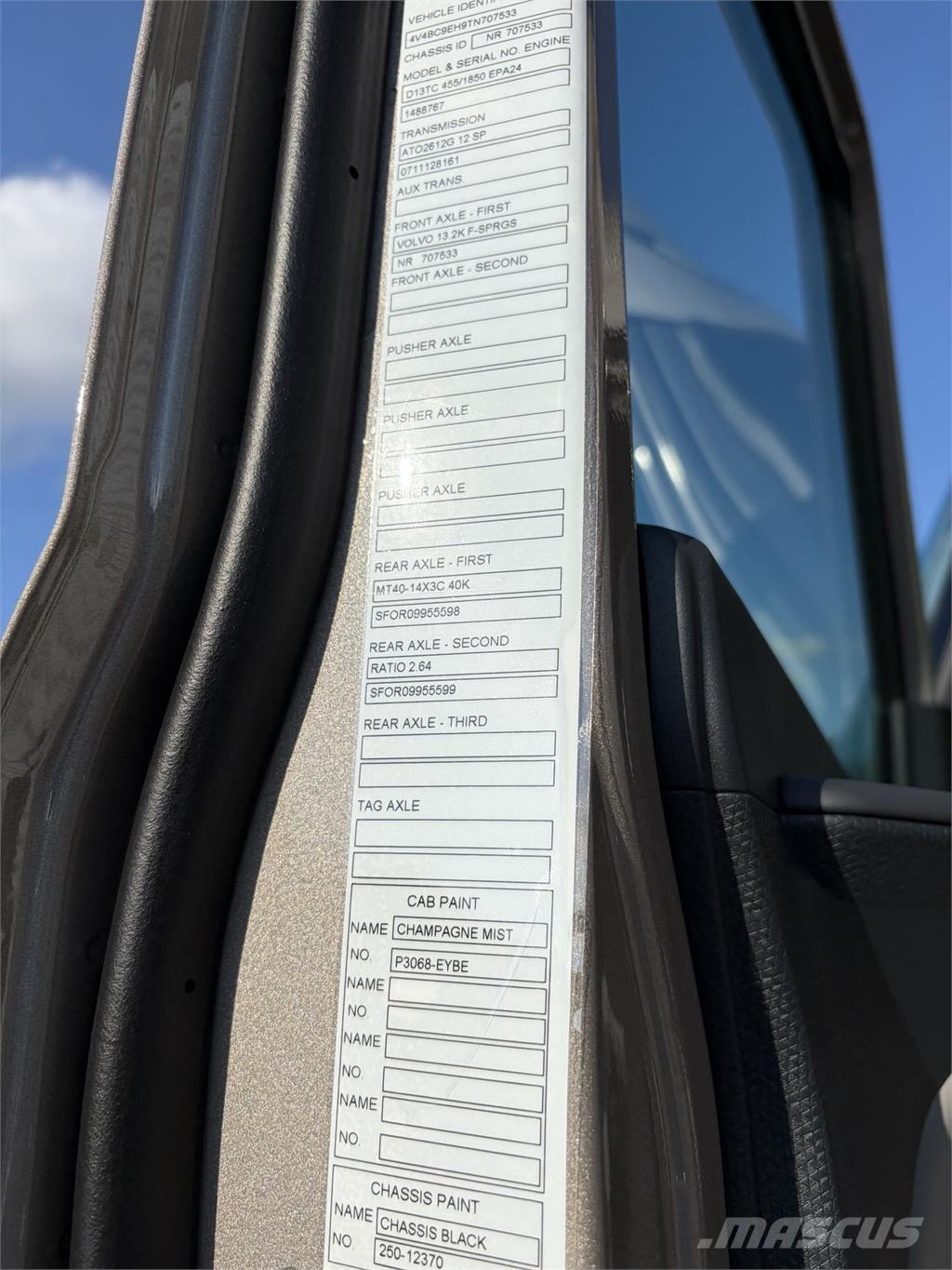 Volvo VNL64T860 Trækkere