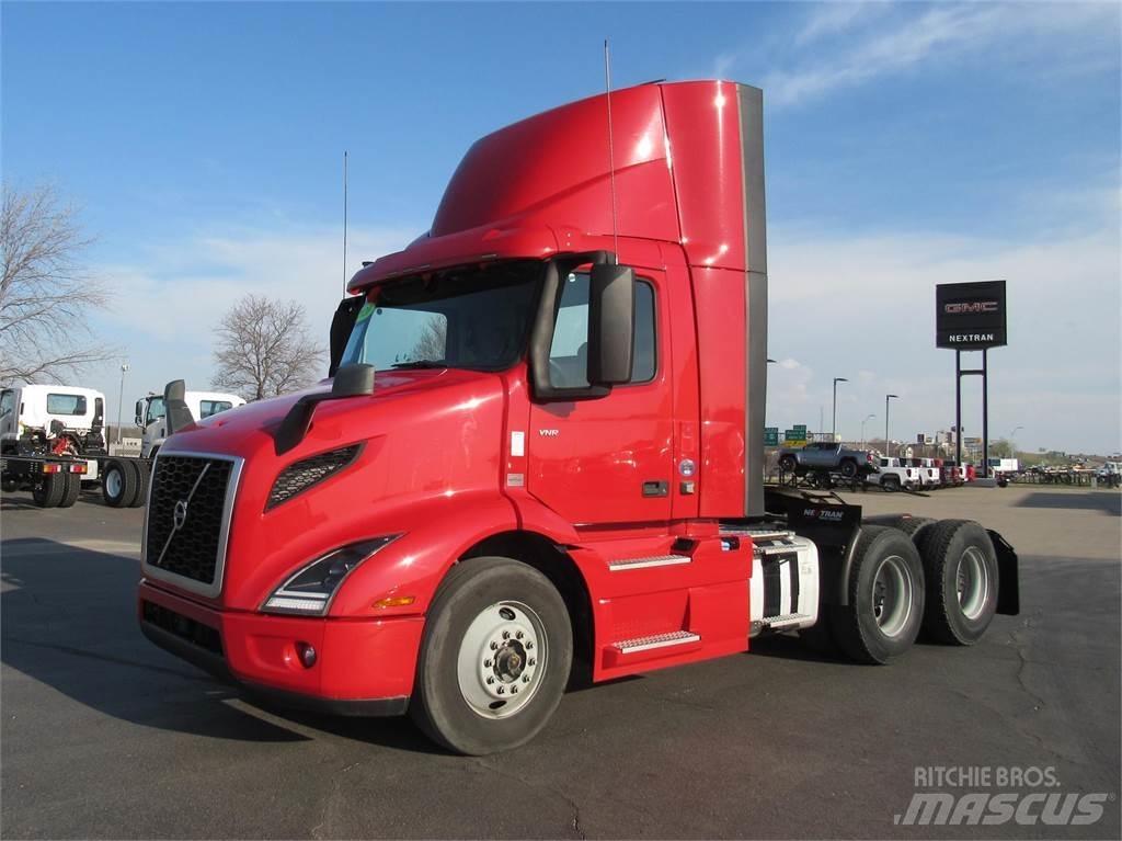 Volvo VNR64T300 Trækkere