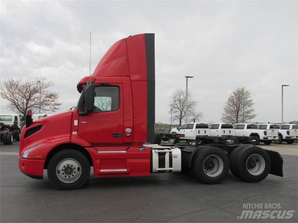 Volvo VNR64T300 Trækkere