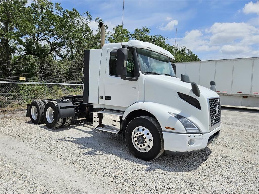 Volvo VNR64T300 Trækkere