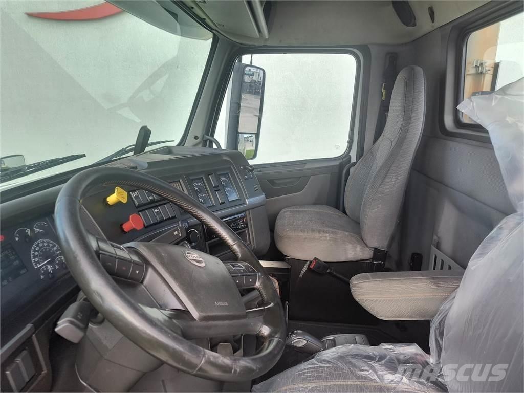 Volvo VNR64T300 Trækkere