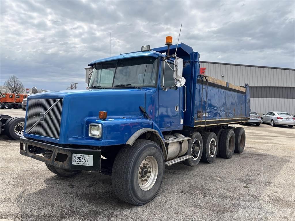 Volvo WG64T Lastbiler med tip