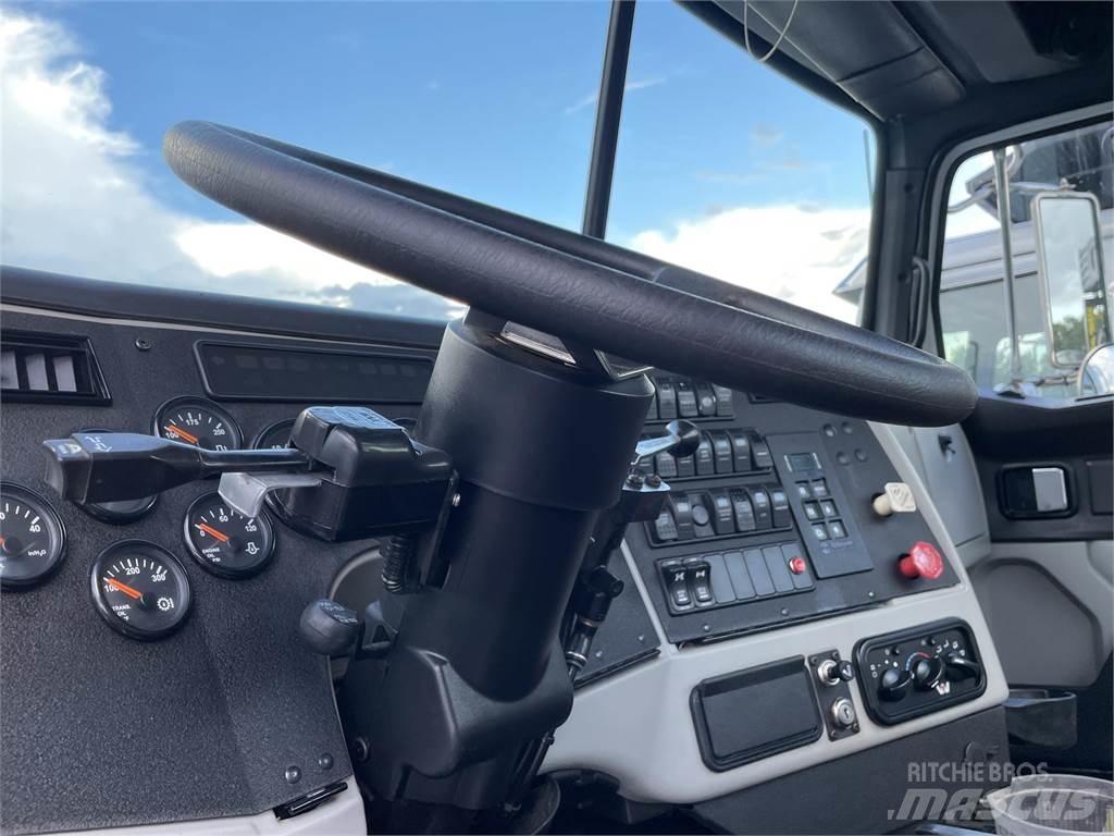 Wstar 4700SB Andre lastbiler