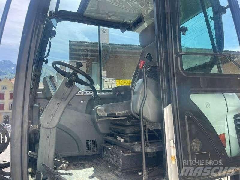 Bobcat E55W Gravemaskiner på hjul