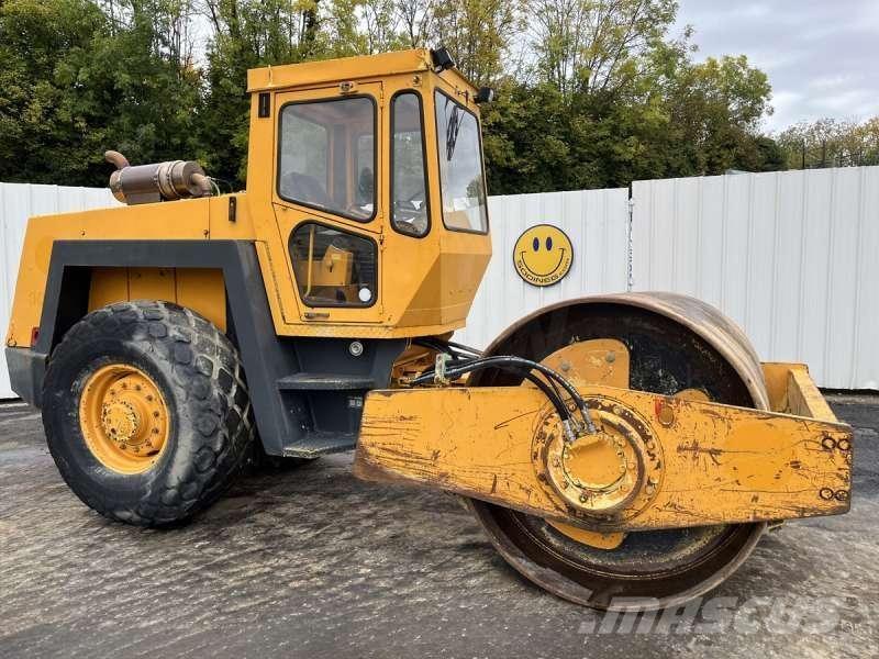 Bomag BW213D Jordvibrationstromler