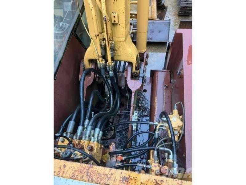 CASE 888CK Gravemaskiner på larvebånd