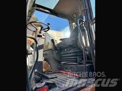 CASE WX210 Gravemaskiner på hjul