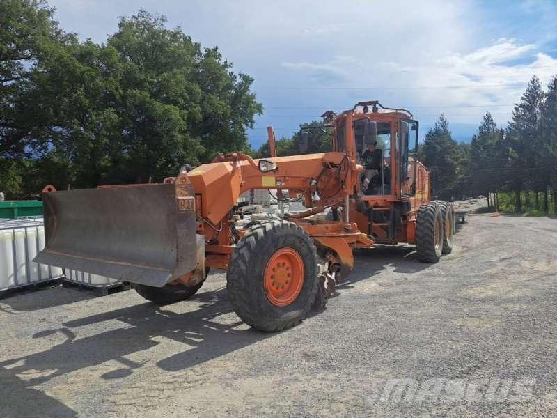 CAT 12M Vejhøvle / Gradere