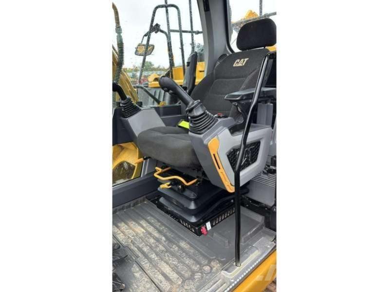 CAT 313GC Gravemaskiner på larvebånd