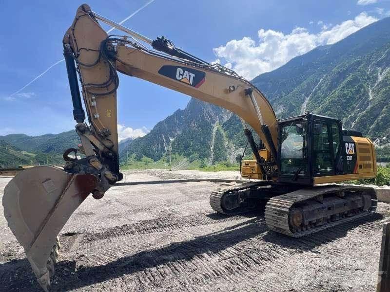 CAT 330F LN Gravemaskiner på larvebånd
