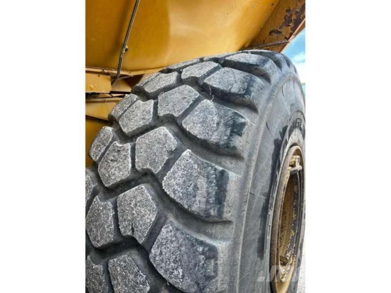 CAT 740GC Terrængående lastbiler